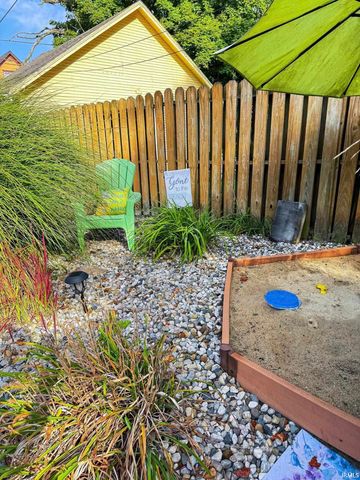 606 S 10th Street, Lafayette, IN 47905