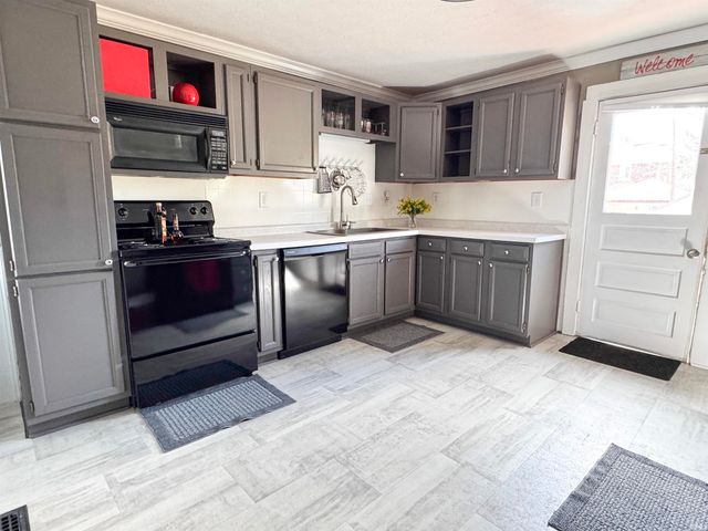 606 S 10th Street, Lafayette, IN 47905