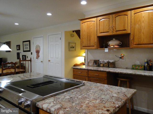2160 HILLCREST ROAD, Quakertown, PA 18951