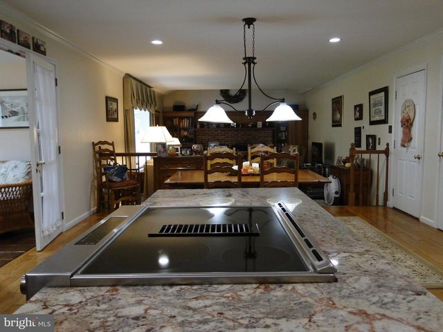 2160 HILLCREST ROAD, Quakertown, PA 18951