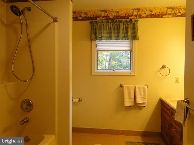 2160 HILLCREST ROAD, Quakertown, PA 18951