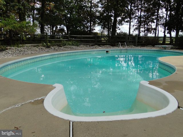 2160 HILLCREST ROAD, Quakertown, PA 18951