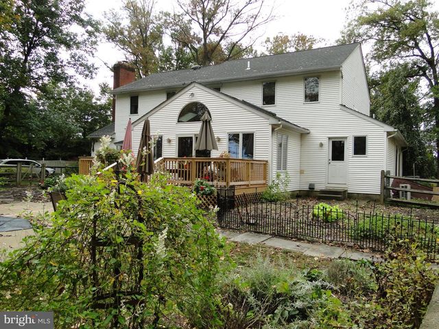 2160 HILLCREST ROAD, Quakertown, PA 18951