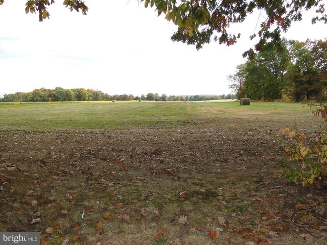 2160 HILLCREST ROAD, Quakertown, PA 18951