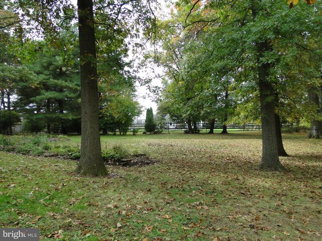 2160 HILLCREST ROAD, Quakertown, PA 18951