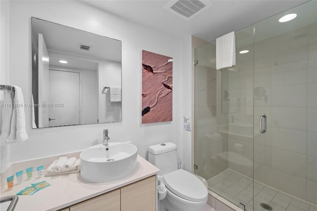 2602 E Hallandale Beach Blvd R703, Hallandale Beach, FL 33009