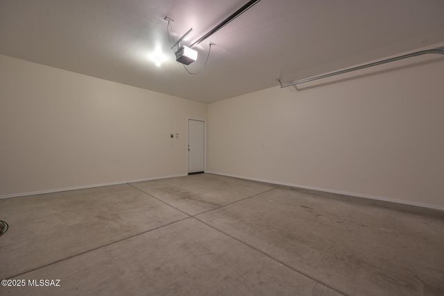 913 W Calle Falerno, Sahuarita, AZ 85629