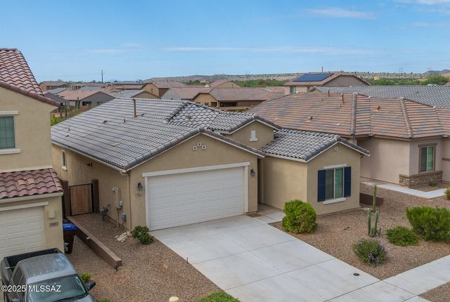 913 W Calle Falerno, Sahuarita, AZ 85629