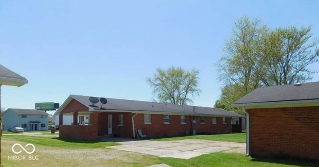 9460-9470 Huggin Hollow Road, Martinsville, IN 46151