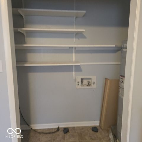 9460-9470 Huggin Hollow Road, Martinsville, IN 46151