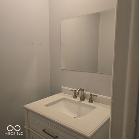 9460-9470 Huggin Hollow Road, Martinsville, IN 46151