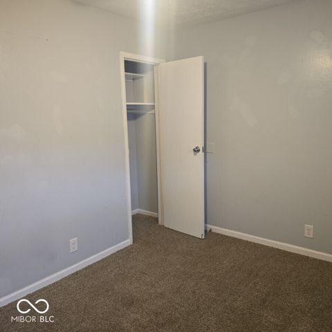 9460-9470 Huggin Hollow Road, Martinsville, IN 46151