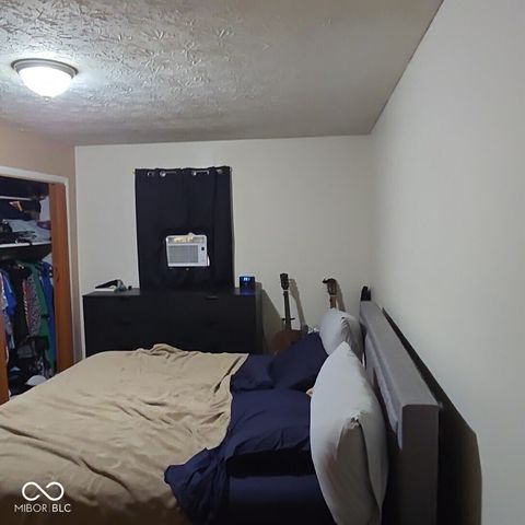 9460-9470 Huggin Hollow Road, Martinsville, IN 46151