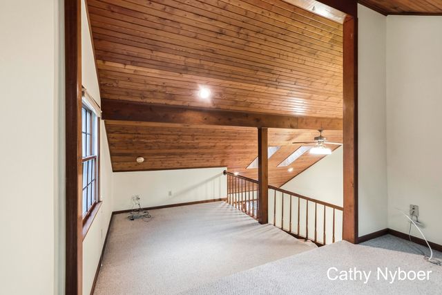 13462 Lakeshore Avenue, Grand Haven, MI 49417