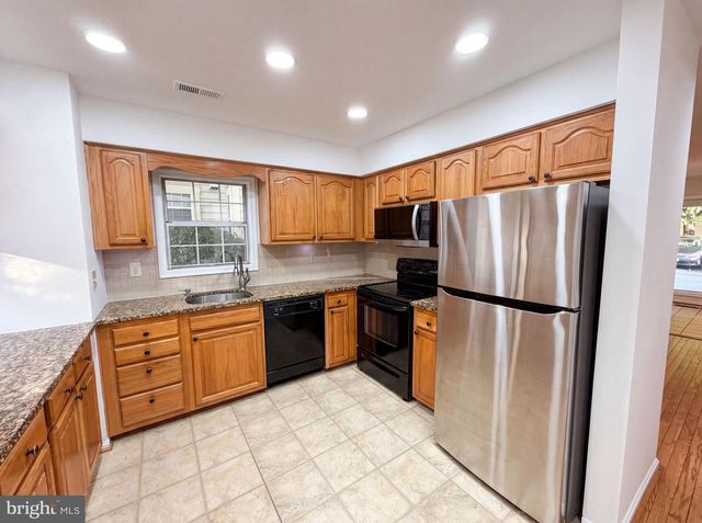 8509 IVORYTON WAY, Montgomery Village, MD 20886