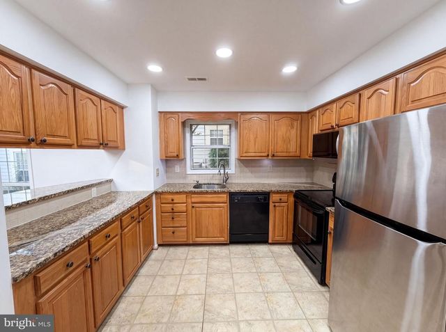 8509 IVORYTON WAY, Montgomery Village, MD 20886