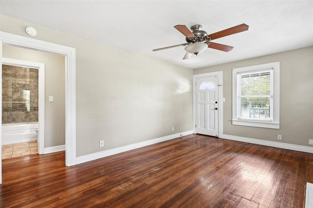 347 W WISCONSIN AVENUE, Deland, FL 32720