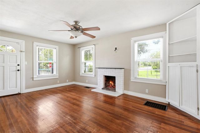 347 W WISCONSIN AVENUE, Deland, FL 32720