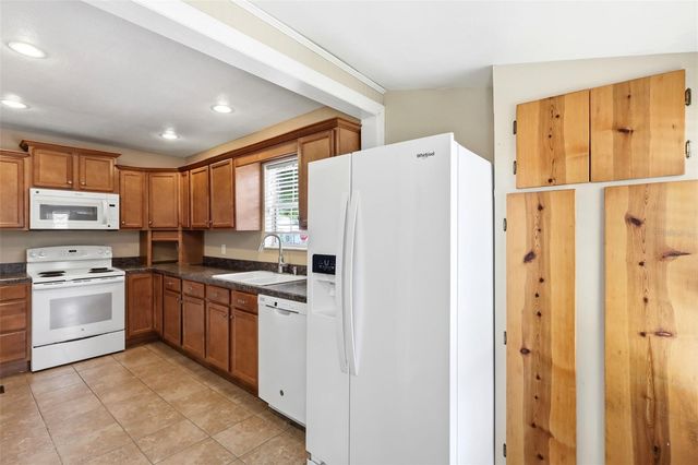 347 W WISCONSIN AVENUE, Deland, FL 32720