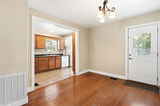 347 W WISCONSIN AVENUE, Deland, FL 32720