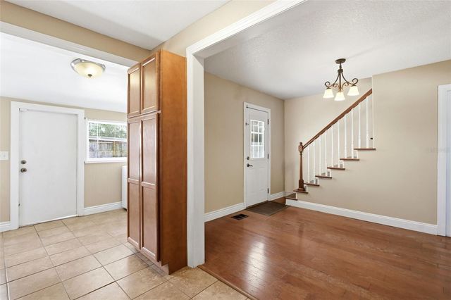 347 W WISCONSIN AVENUE, Deland, FL 32720