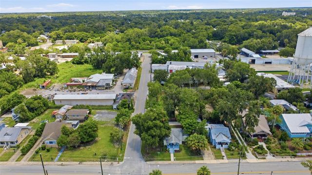 347 W WISCONSIN AVENUE, Deland, FL 32720
