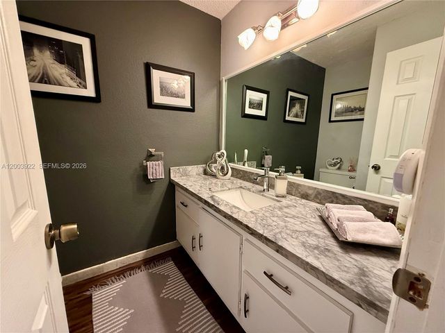 9251 NW 14th Ct 257, Pembroke Pines, FL 33024