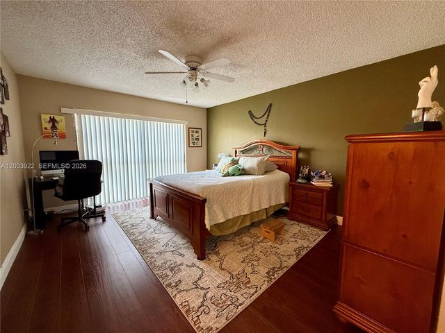 9251 NW 14th Ct 257, Pembroke Pines, FL 33024