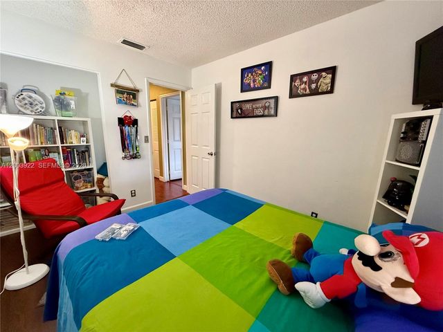 9251 NW 14th Ct 257, Pembroke Pines, FL 33024