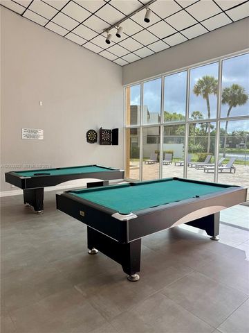 9251 NW 14th Ct 257, Pembroke Pines, FL 33024