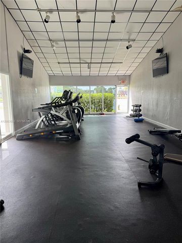 9251 NW 14th Ct 257, Pembroke Pines, FL 33024