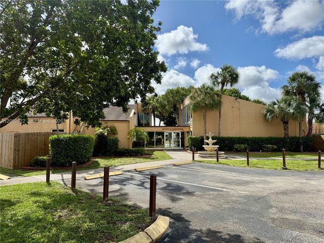 9251 NW 14th Ct 257, Pembroke Pines, FL 33024