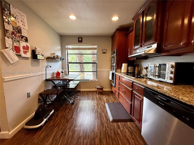 9251 NW 14th Ct 257, Pembroke Pines, FL 33024