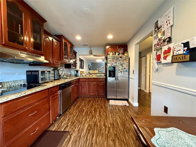 9251 NW 14th Ct 257, Pembroke Pines, FL 33024