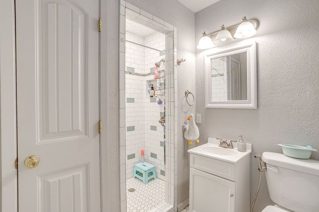3704 Jeanette Drive, Fort Worth, TX 76109