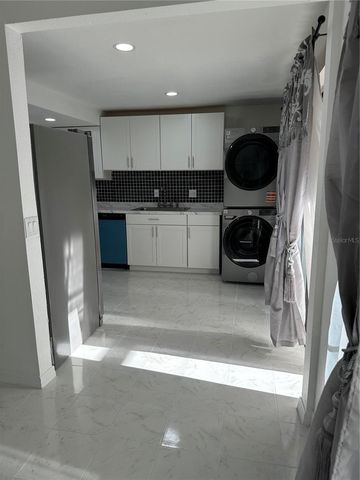 6077 VILLAGE CIRCLE 6077, Orlando, FL 32822