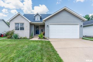 817 CYPRESS Drive, Colona, IL 61241
