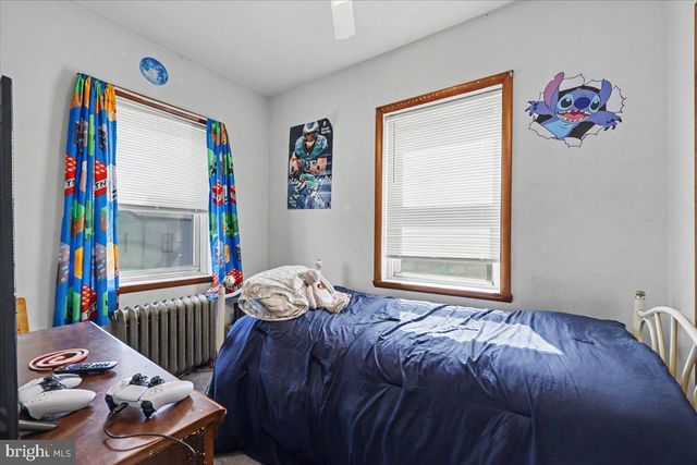 208 W 7TH AVE, Conshohocken, PA 19428