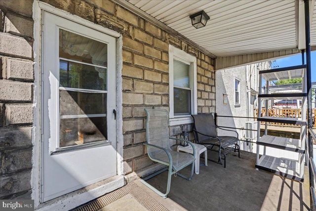 208 W 7TH AVE, Conshohocken, PA 19428