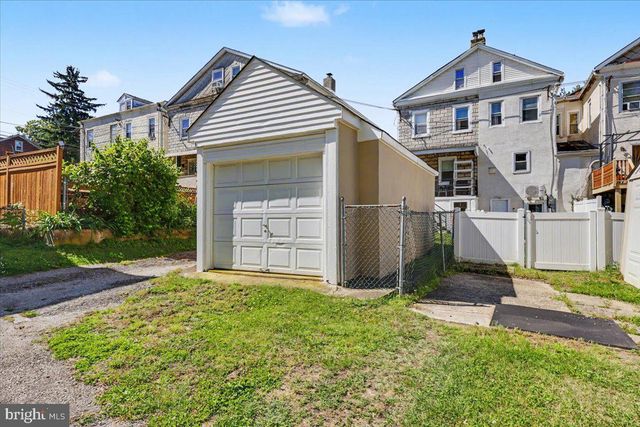 208 W 7TH AVE, Conshohocken, PA 19428