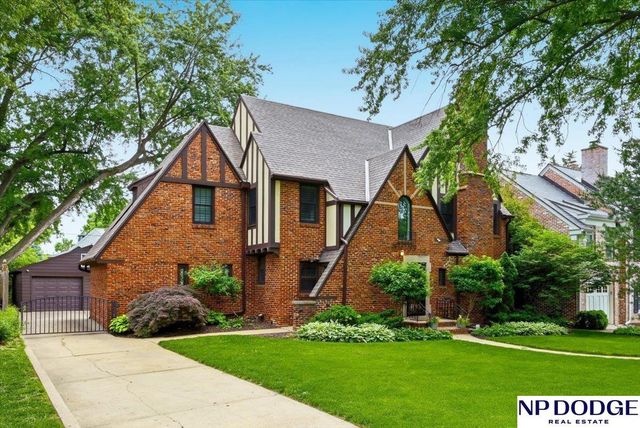 673 N 57 Street, Omaha, NE 68132