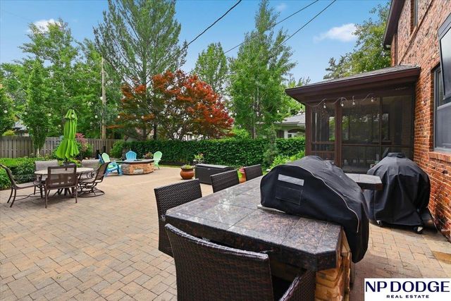 673 N 57 Street, Omaha, NE 68132