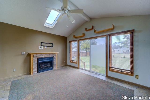 2250 Columbus Avenue, Norton Shores City, MI 49441