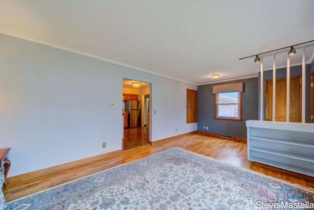 2250 Columbus Avenue, Norton Shores City, MI 49441