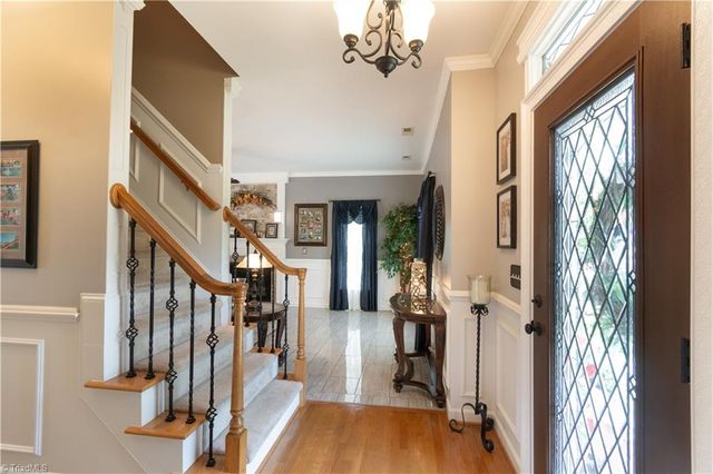 308 Cotswold Lane, King, NC 27021