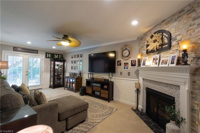 308 Cotswold Lane, King, NC 27021