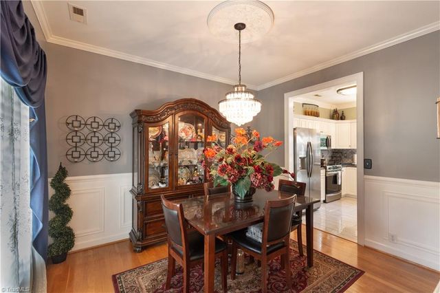 308 Cotswold Lane, King, NC 27021