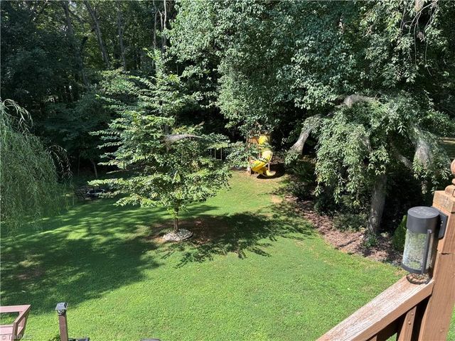 308 Cotswold Lane, King, NC 27021