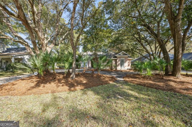 223 Cardinal Circle W, St. Marys, GA 31558