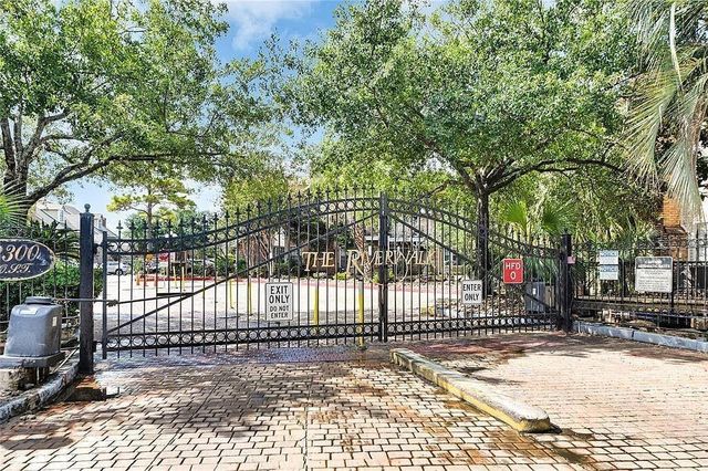 2300 Old Spanish Trail 2120, Houston, TX 77054